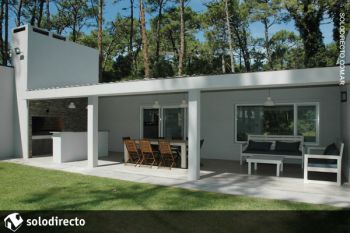 Casa en Venta en Carilo: Cerezo entre Reyezuelo y Perdiz