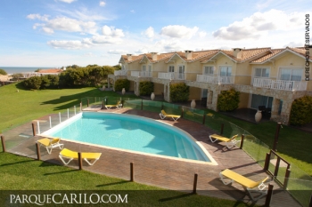 Casa en Alquiler en Caril�: Avutarda y el mar (Carilo Bahia Portal) 