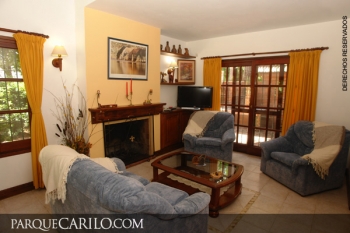 Casa en Alquiler en Caril�: Aromo entre Becasina y Benteveo 