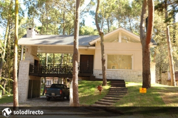 Casa en Alquiler en Caril�: Espinillo entre Tuc&aacute;n y Reinamora 