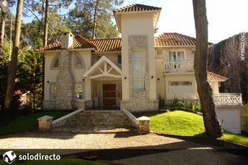 Casa en Alquiler en Caril�: Casuarina entre Flamenco y Martineta 