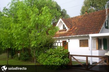 Casa en Alquiler en Ostende: Loria 680 esquina Mons 