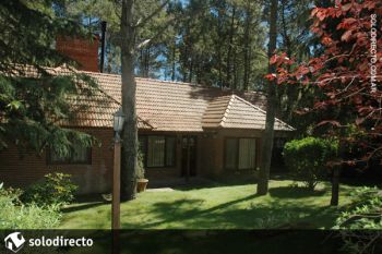 Casa en Alquiler en Carilo: Hornero entre Magnolia y Molle (código postal 7167)