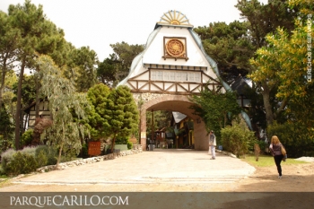 Casa en Alquiler en Caril�: Arbol del Cielo (en Villa Alpina) 