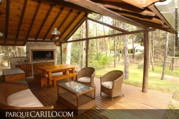 Casa en Alquiler en Carilo: Espinillo entre Tuc�n y Reinamora 