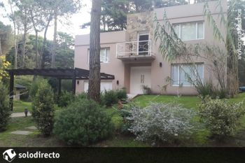 Casa en Venta en Carilo: Reyezuelo entre Cerezo y Cedro (código postal 7167)