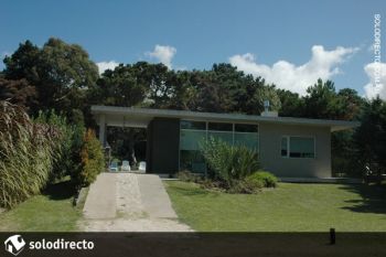 Casa en Alquiler en Carilo: Codorniz entre Roble y Paraiso (código postal 7167)