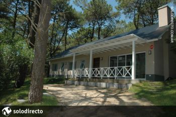 Casa en Venta en Carilo: Tordo y Palo Santo (código postal 7167)
