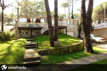 Casa en Alquiler en Carilo: Castaño entre Divisadero y Faisan (código postal 7167)