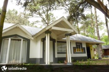 Casa en Alquiler en Carilo: Rey del Bosque entre Ceibo y Cedro (código postal 7167)